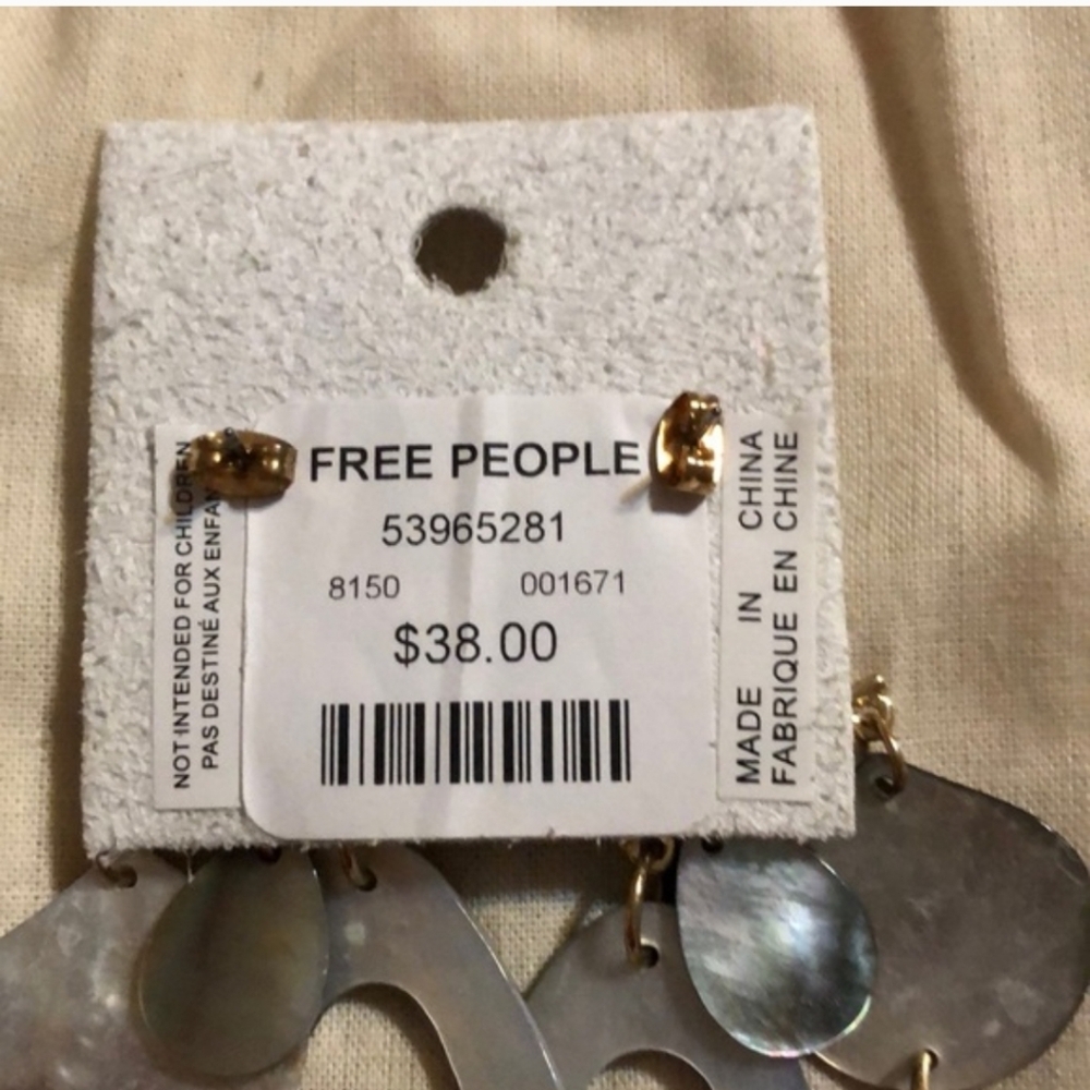 Rare NWT Free People Abalone Drop Dangle Earrings - Picture 4 of 7